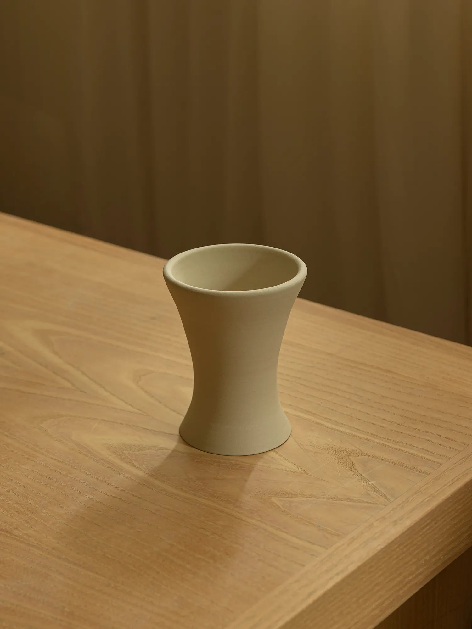 Concave Vase - 009