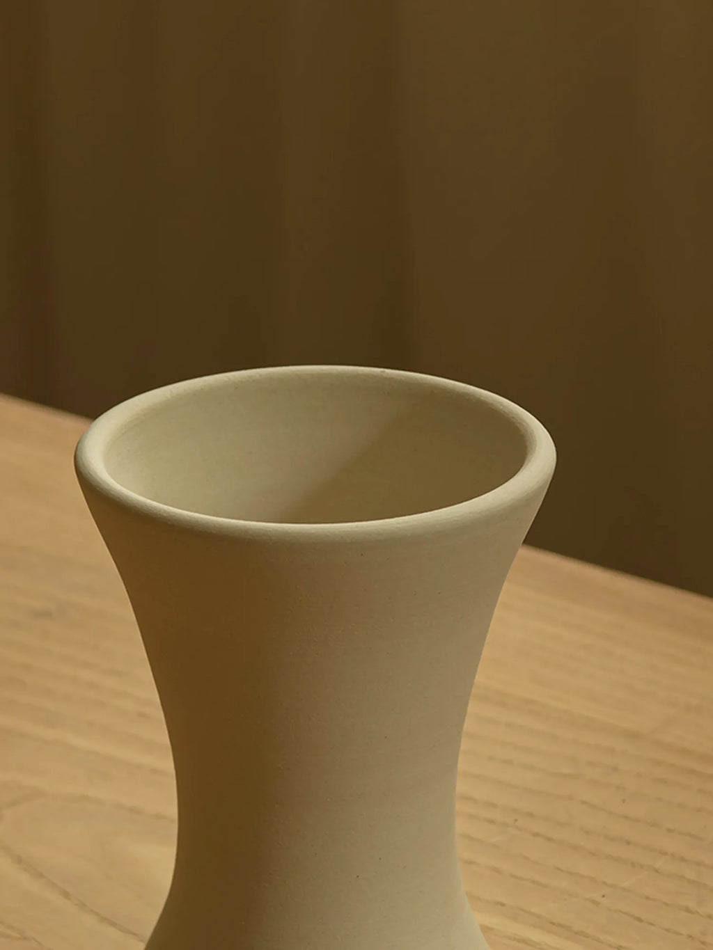 Concave Vase - 009